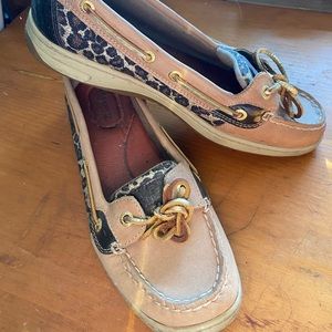 Women’s Cheetah Sperry